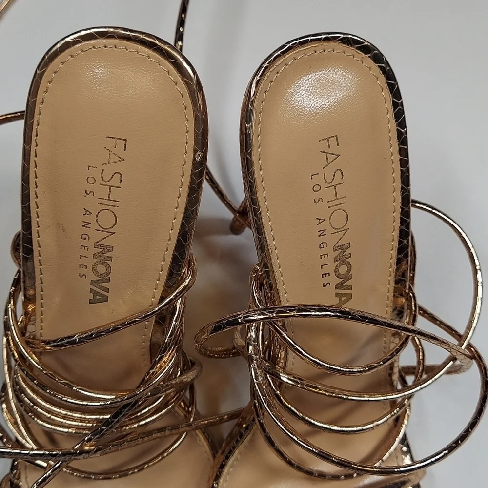Fashion Nova Lace up Heel Size 8.5